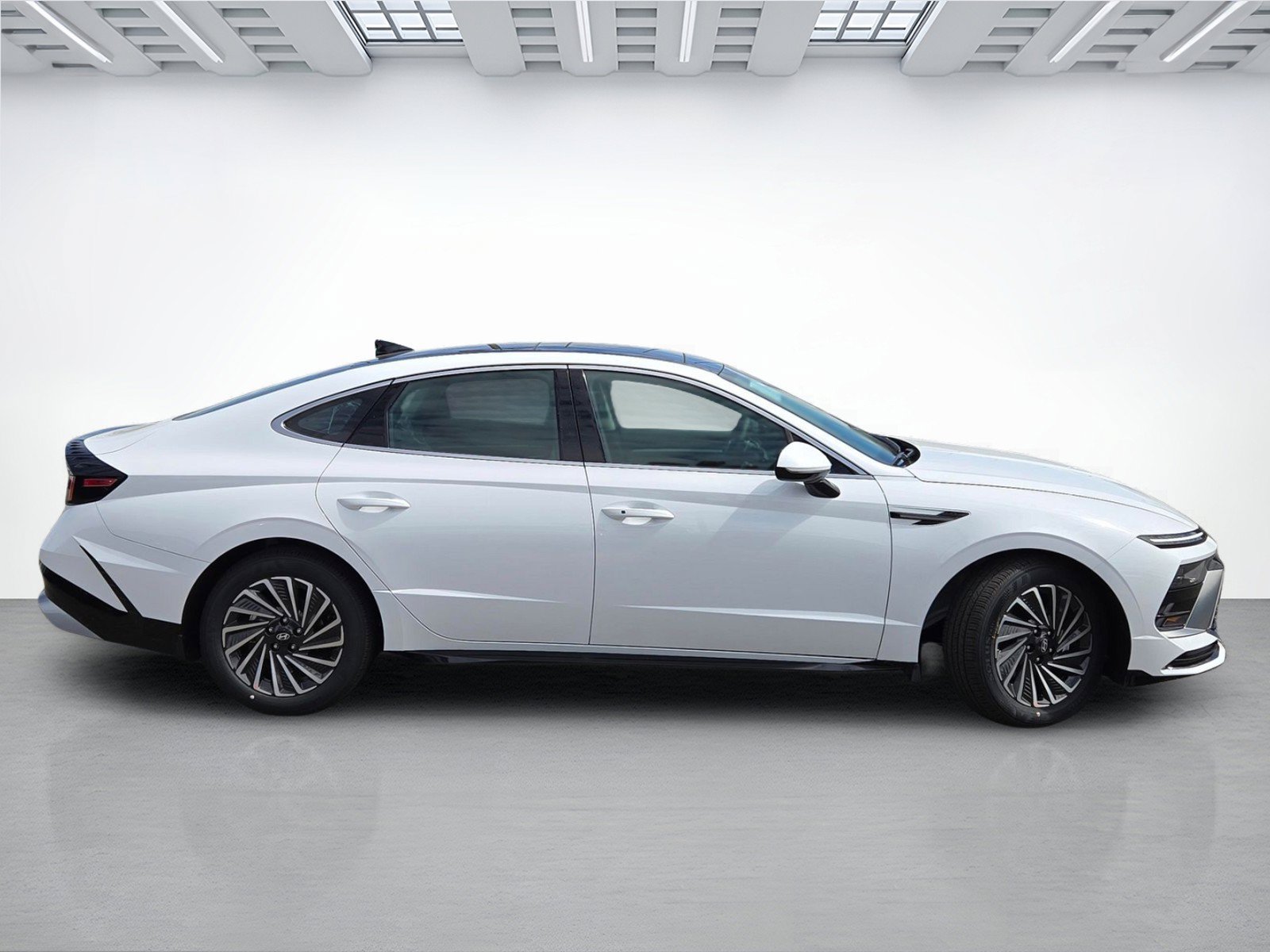 New 2026 Hyundai Sonata SEL FWD image 3