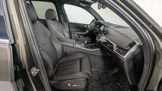 Used 2020 BMW X5 sDrive40i w/ Premium Package RWD image 24