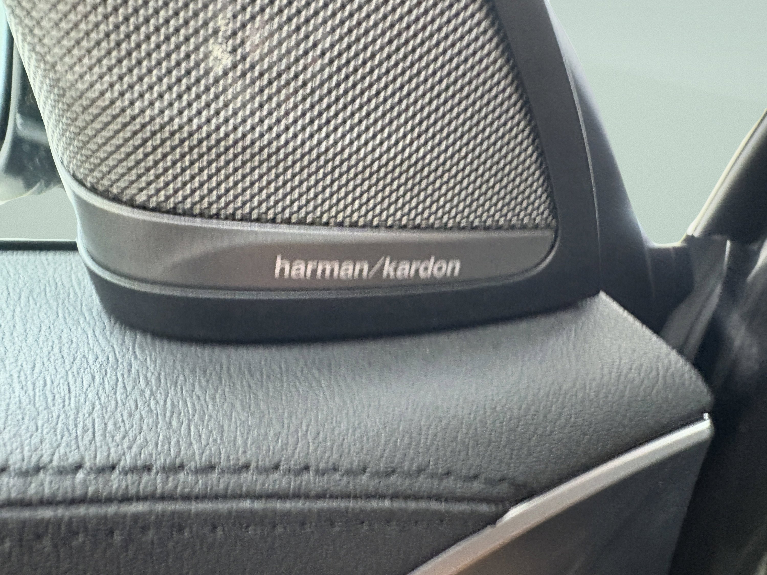 Used 2018 BMW 640i Gran Turismo xDrive image 19