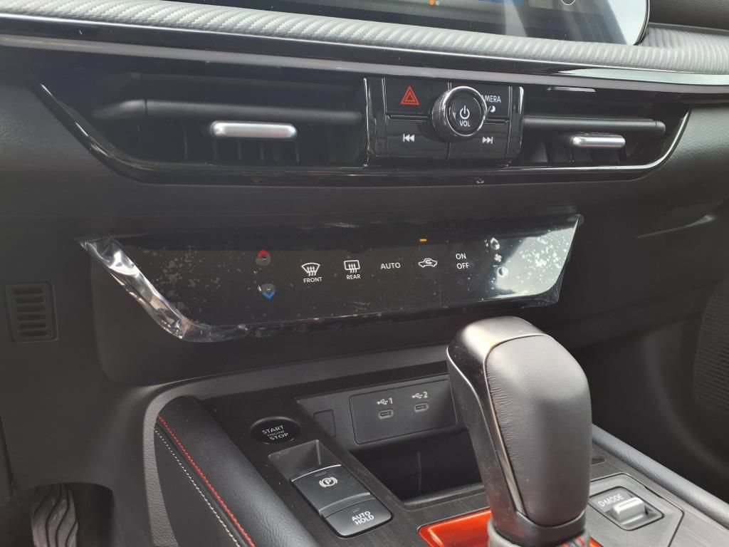 New 2025 Nissan Kicks SR AWD/4WD image 21