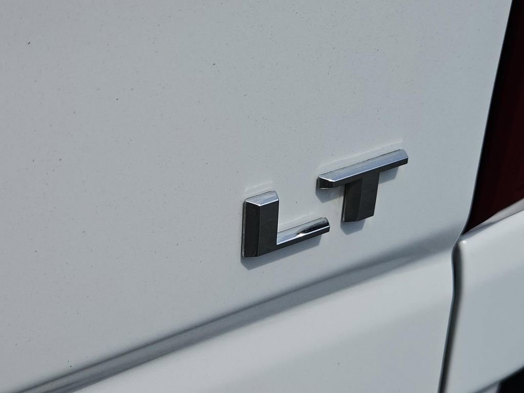Used 2024 Chevrolet Silverado 2500 LT image 8