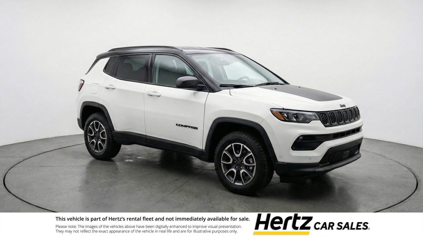 Used 2025 Jeep Compass Trailhawk AWD/4WD image 1