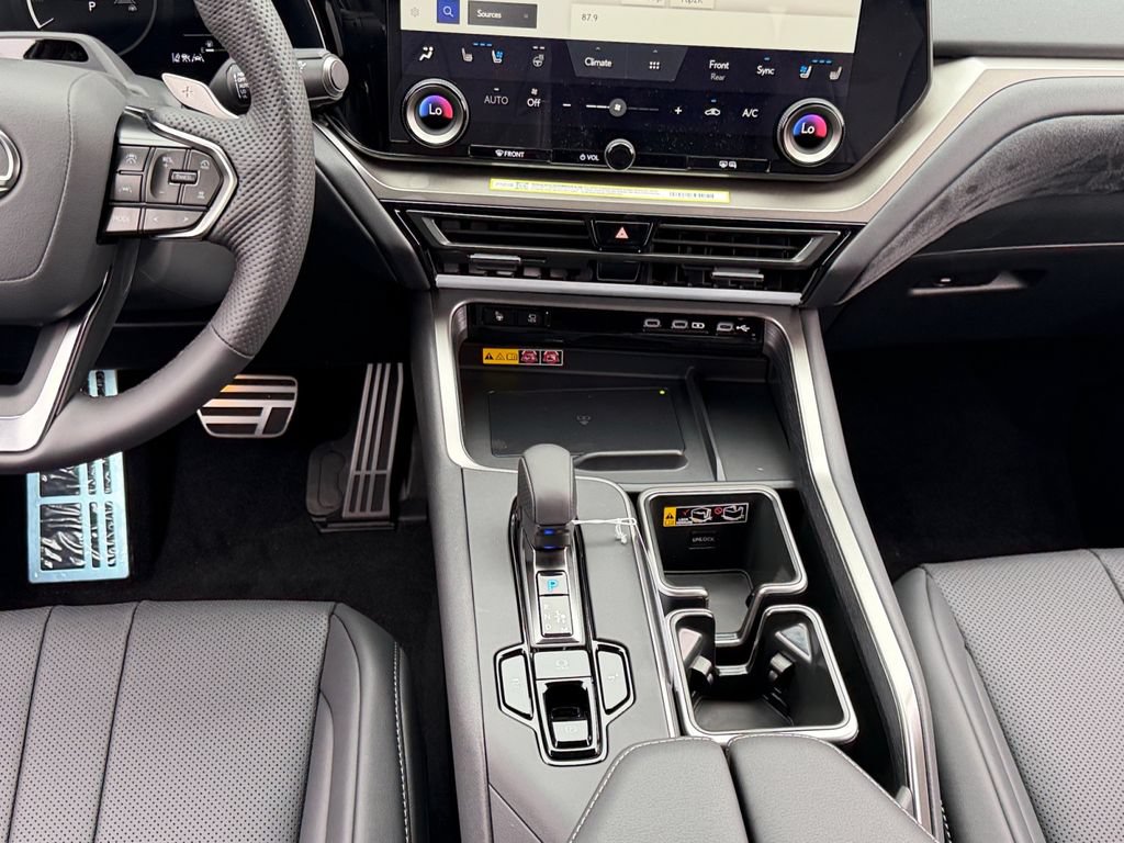 New 2026 Lexus TX 500h AWD image 11