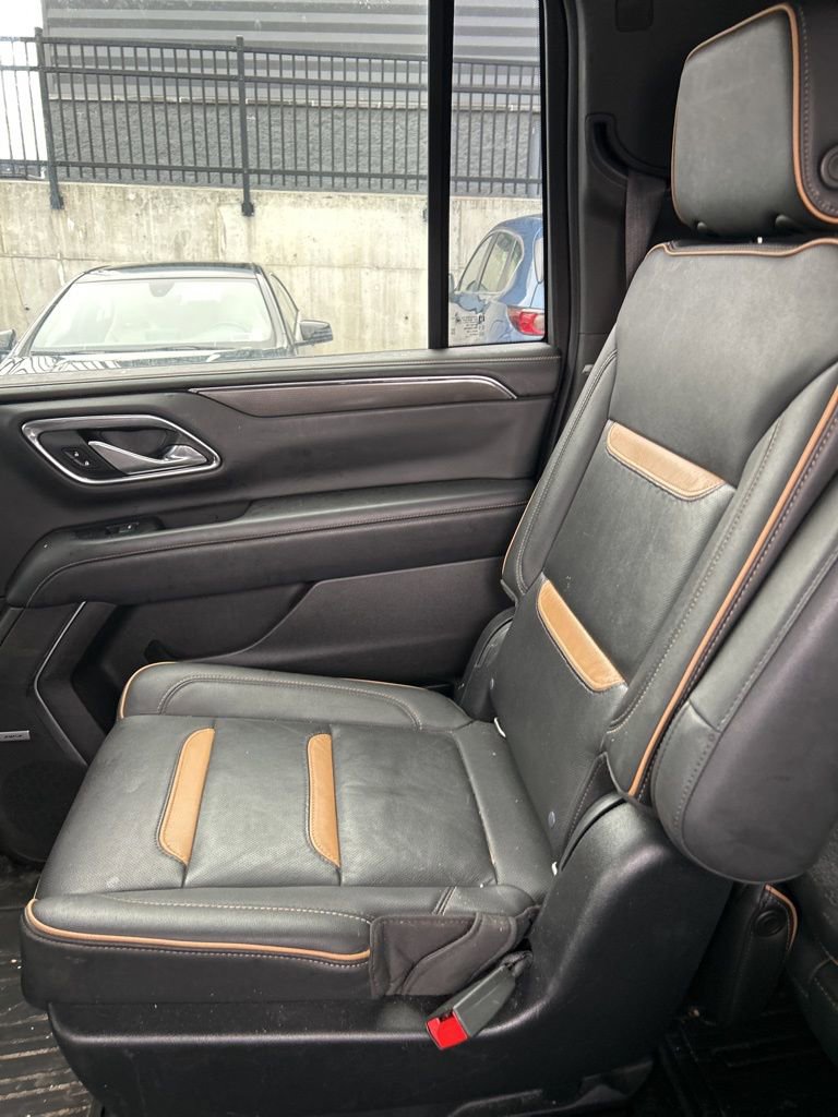 Used 2021 GMC Yukon XL AT4 w/ AT4 Premium Plus Package image 18
