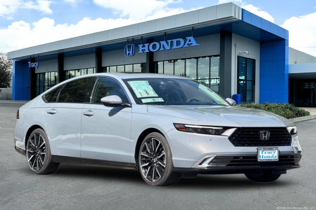 New 2026 Honda Accord Touring image 2