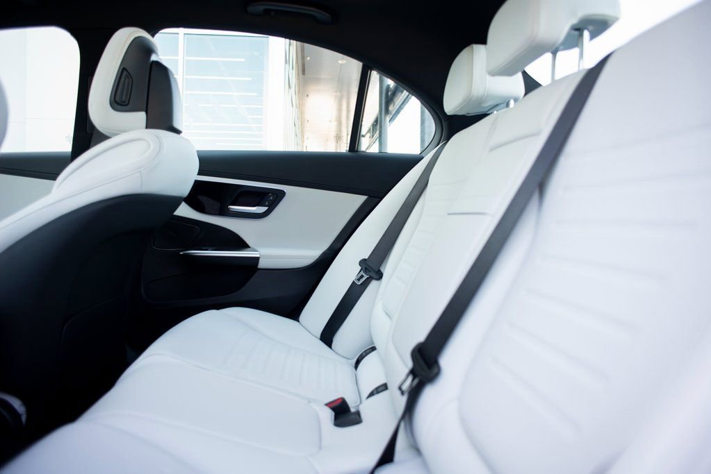 Used 2024 Mercedes-Benz C 300 4MATIC Sedan image 28