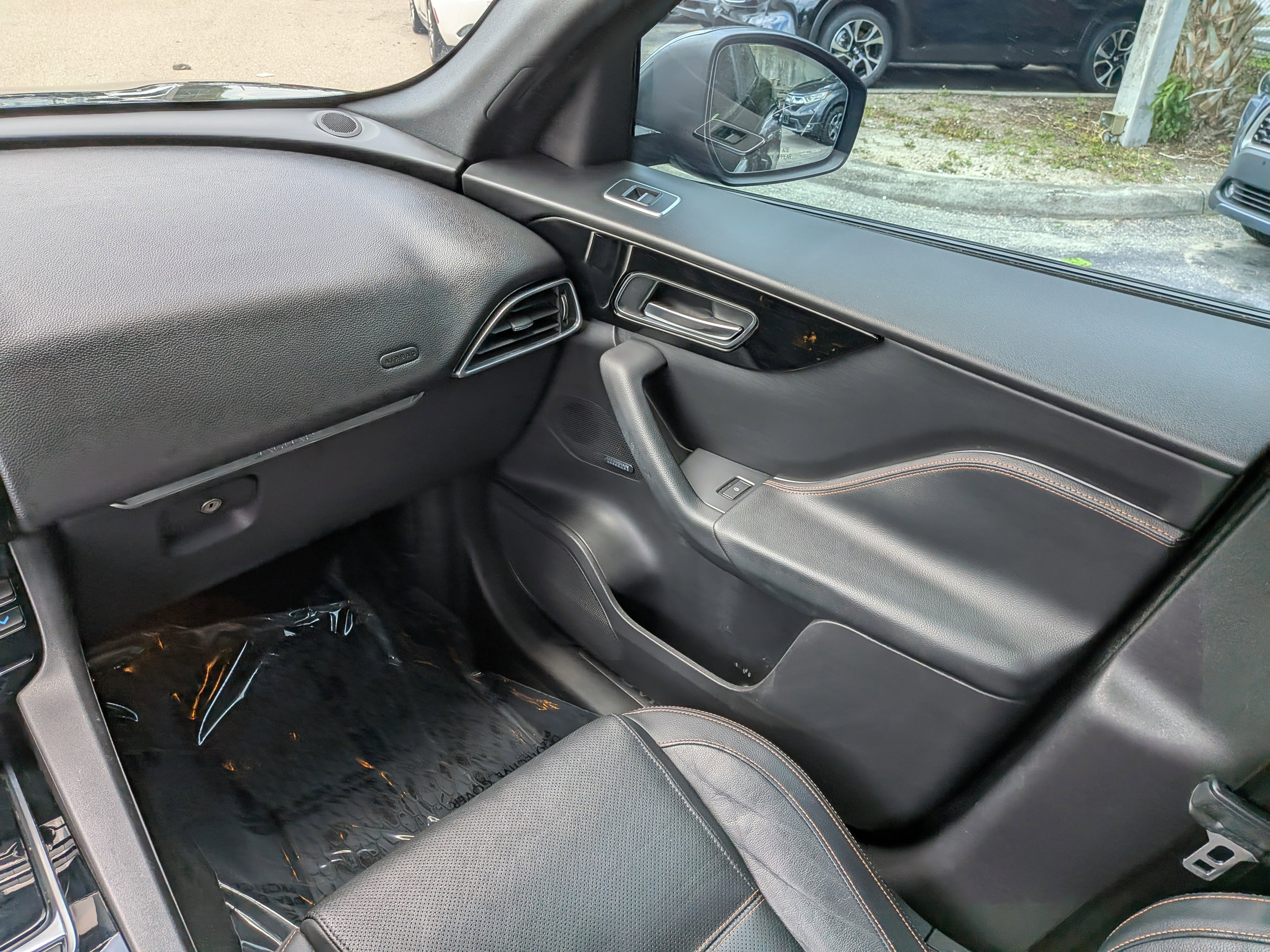 Used 2018 Jaguar F-PACE Prestige AWD/4WD image 19