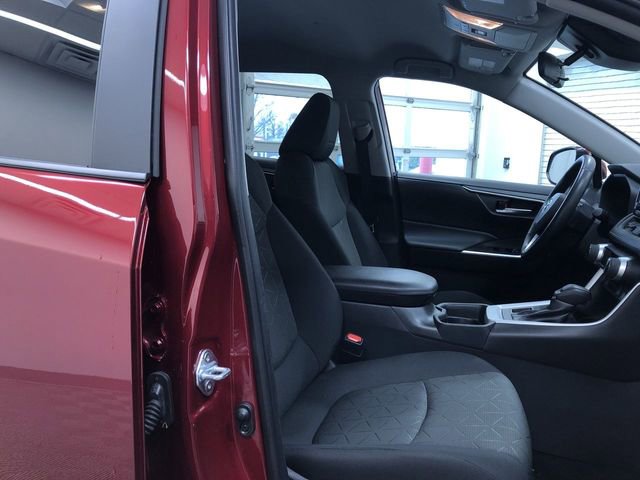 Certified 2021 Toyota RAV4 XLE image 22