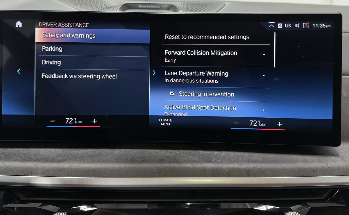 Used 2023 BMW X7 M60i image 33