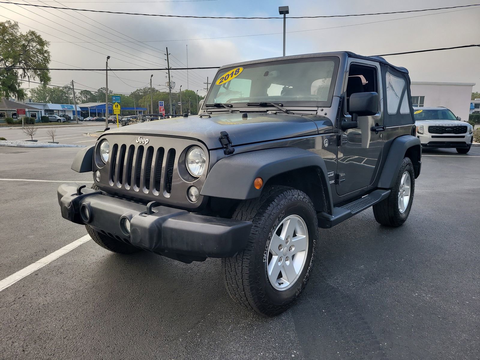 Used 2018 Jeep Wrangler Sport image 4