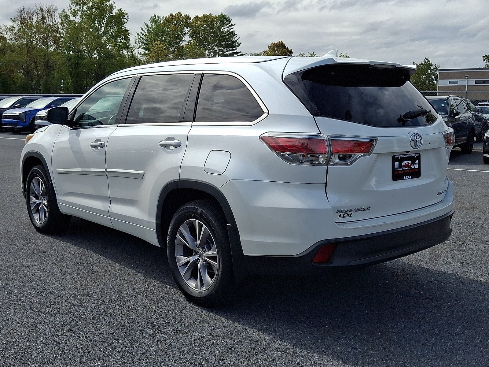 Used 2015 Toyota Highlander XLE AWD/4WD image 7