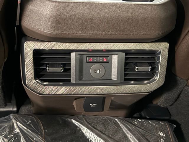 New 2025 Ford F250 King Ranch w/ Chrome Package image 28