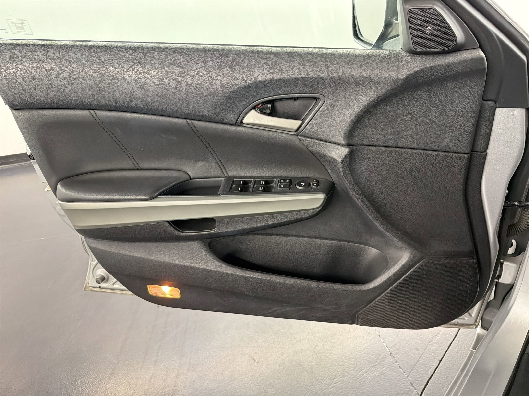 Used 2009 Honda Accord EX-L image 20