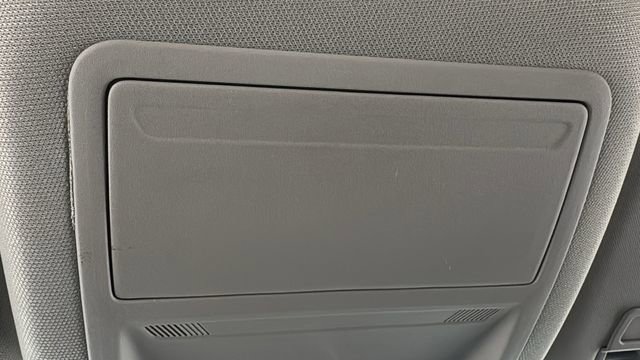 Used 2020 Ford Escape Titanium image 31