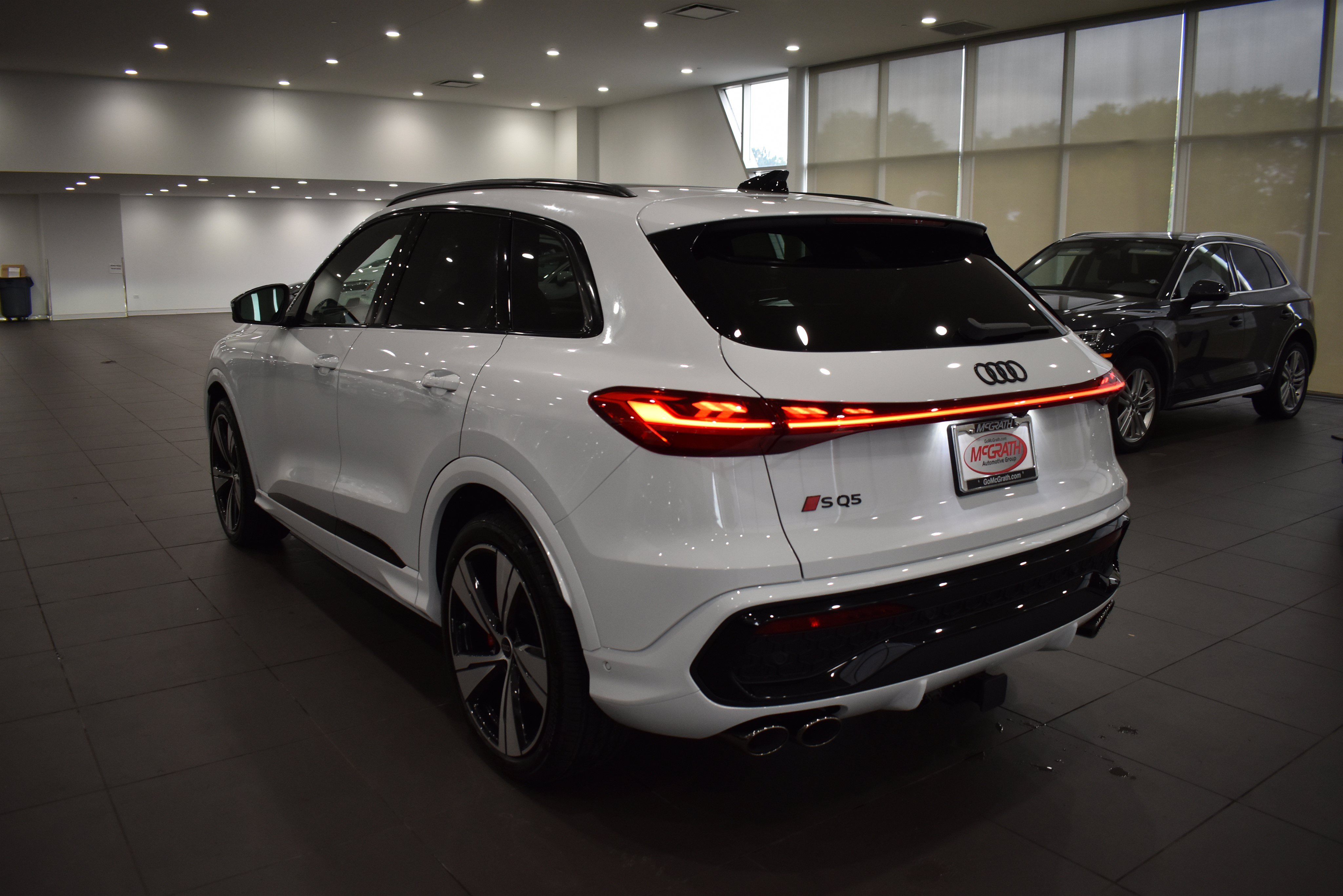 New 2026 Audi SQ5 Prestige AWD/4WD image 5