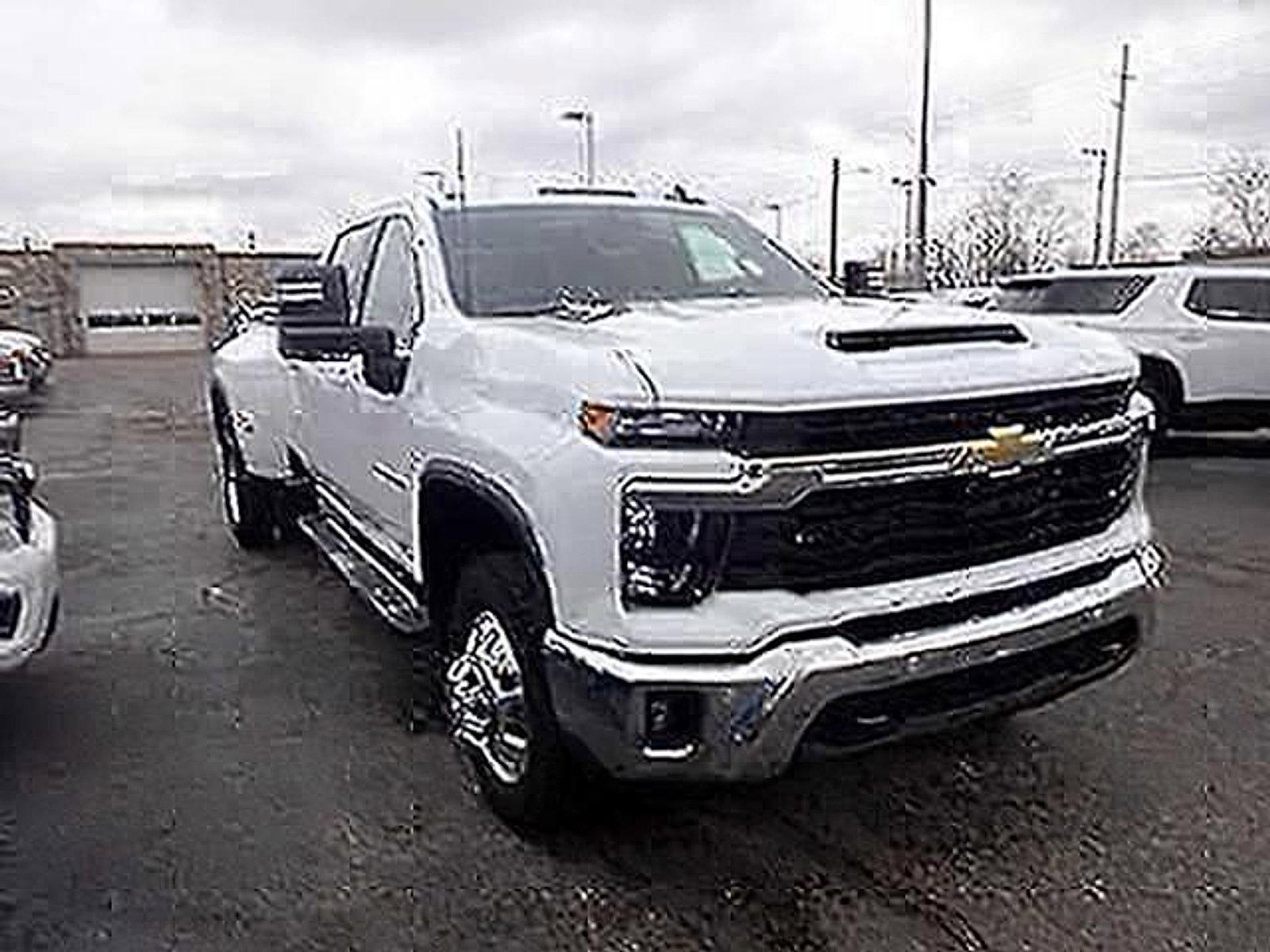 Used 2025 Chevrolet Silverado 3500 LT w/ Safety Package