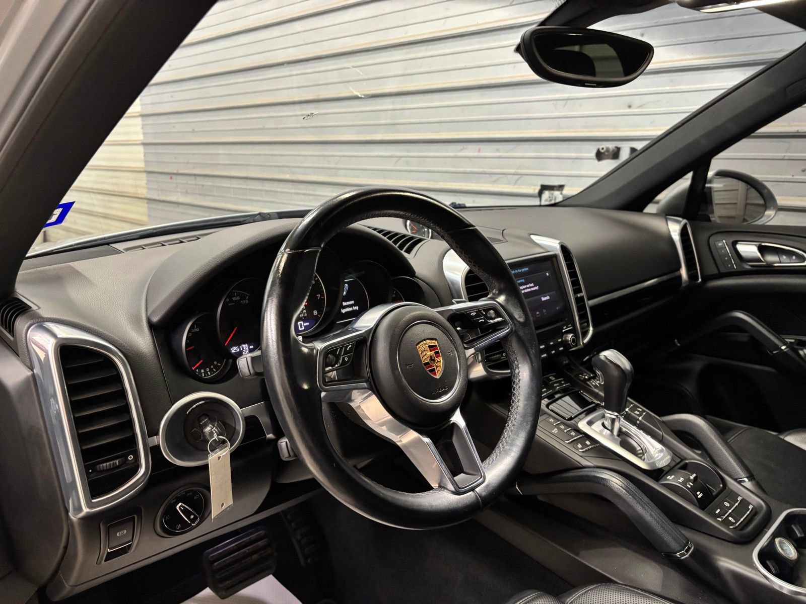 Used 2018 Porsche Cayenne AWD/4WD image 12