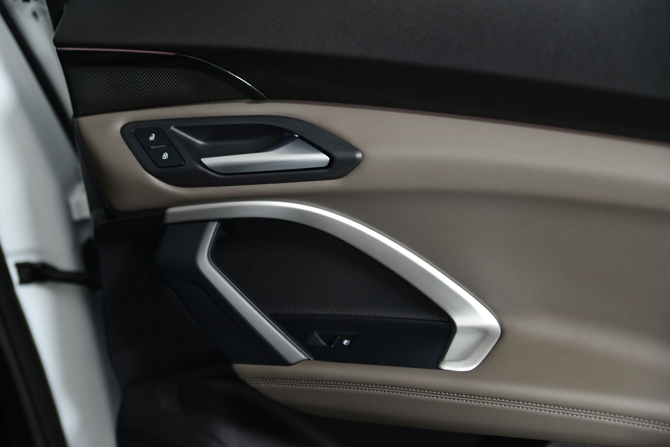 Certified 2025 Audi Q5 Premium w/ Convenience Package image 22