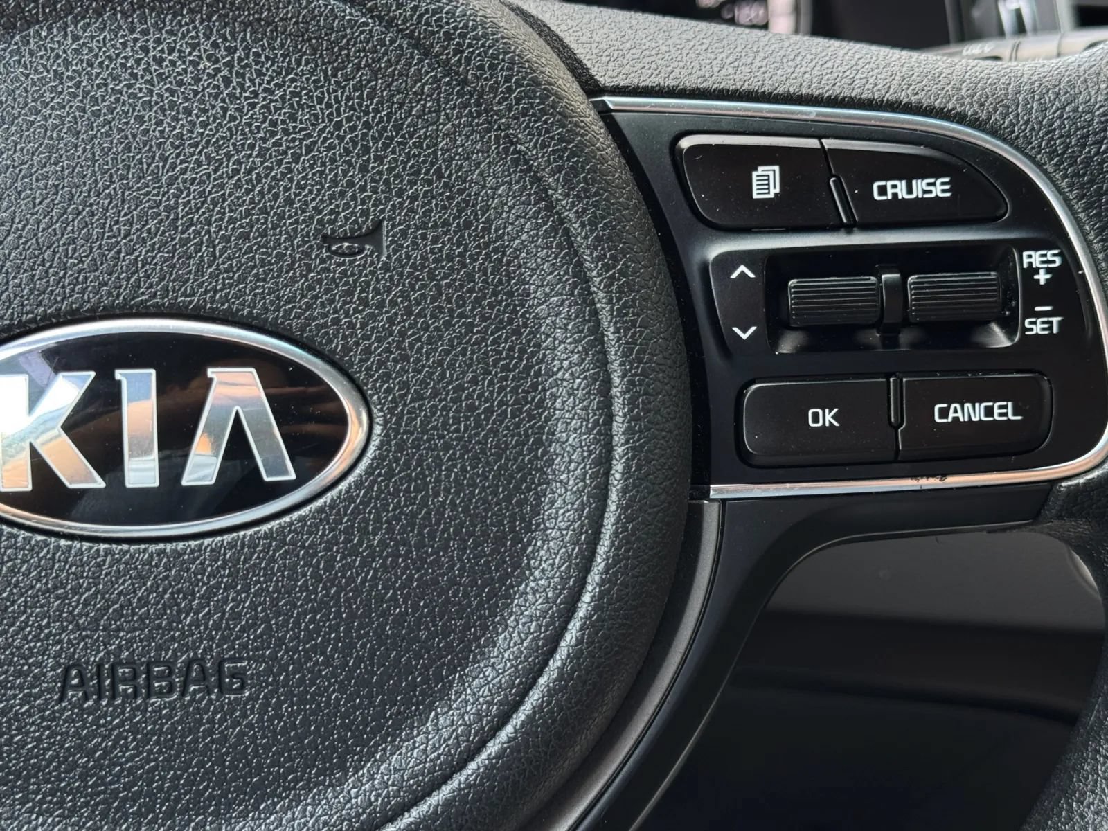 Used 2019 Kia Niro LX FWD image 28