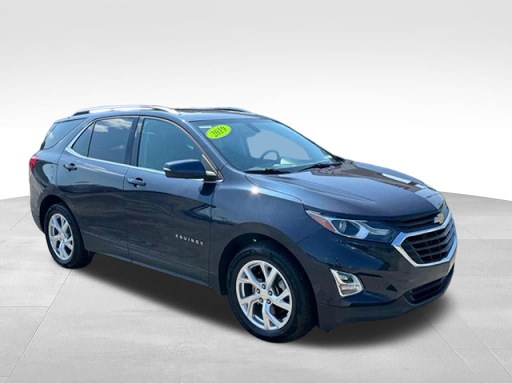 Used 2019 Chevrolet Equinox LT w/ Sun & Navigation Package AWD/4WD image 10