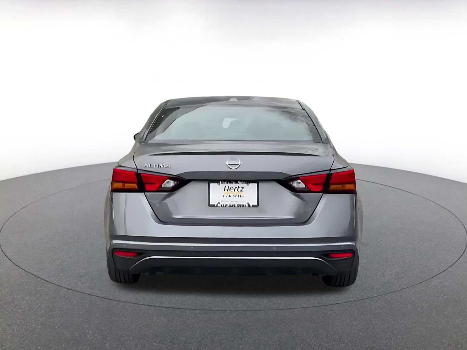 Used 2025 Nissan Altima 2.5 SV image 12