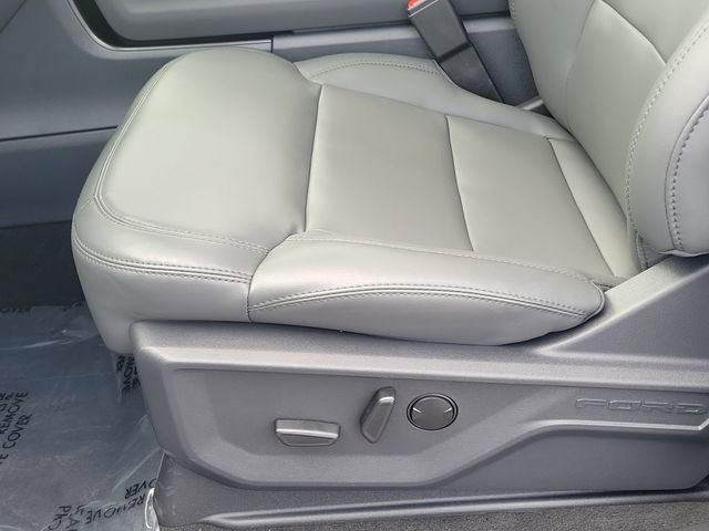 New 2026 Ford Expedition Active AWD/4WD image 15