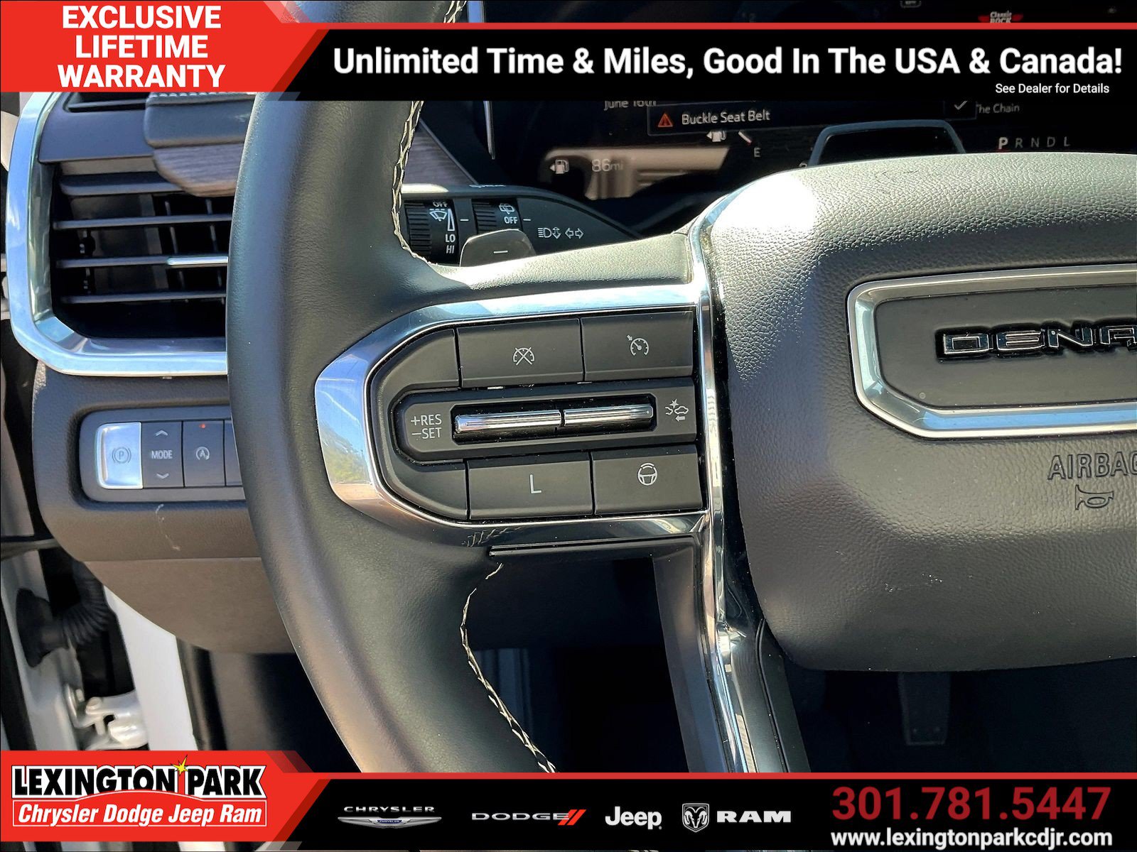 Used 2024 GMC Acadia Denali w/ Super Cruise Package FWD image 11