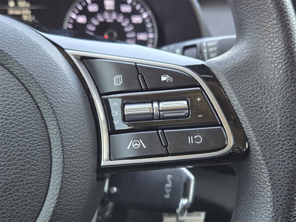 Certified 2022 Kia Forte LXS image 28