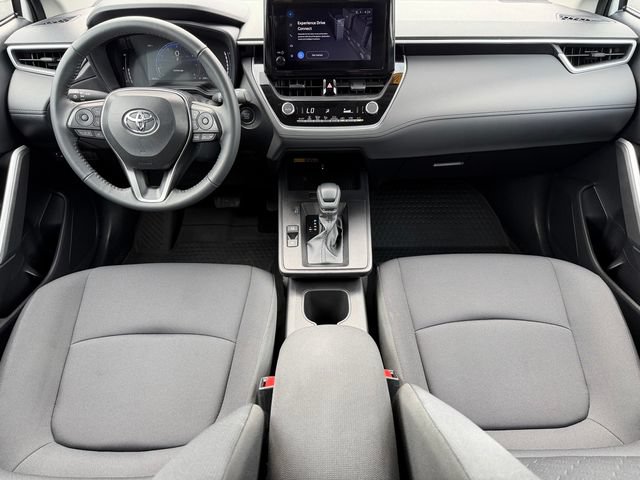 Certified 2026 Toyota Corolla Cross LE FWD image 21