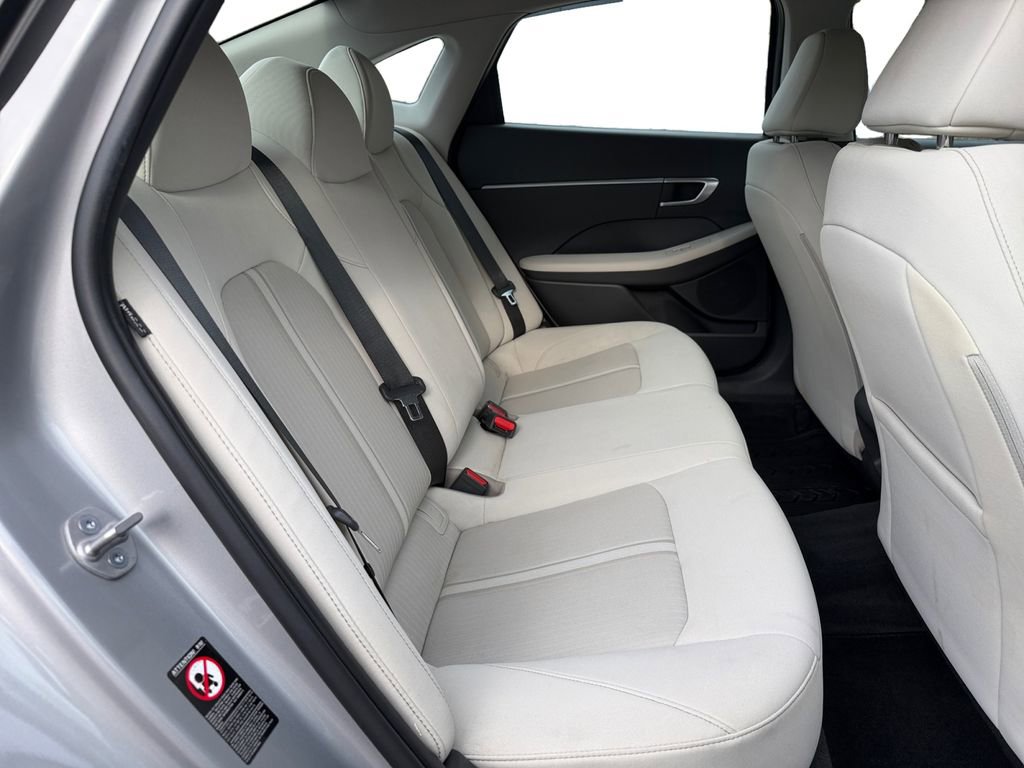 Used 2023 Hyundai Sonata SE image 14