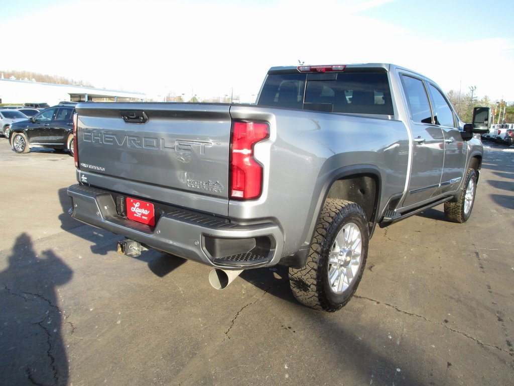 Certified 2025 Chevrolet Silverado 3500 High Country w/ Technology Package image 5