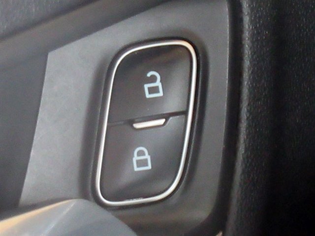 Used 2020 Ford Escape SE AWD/4WD image 28