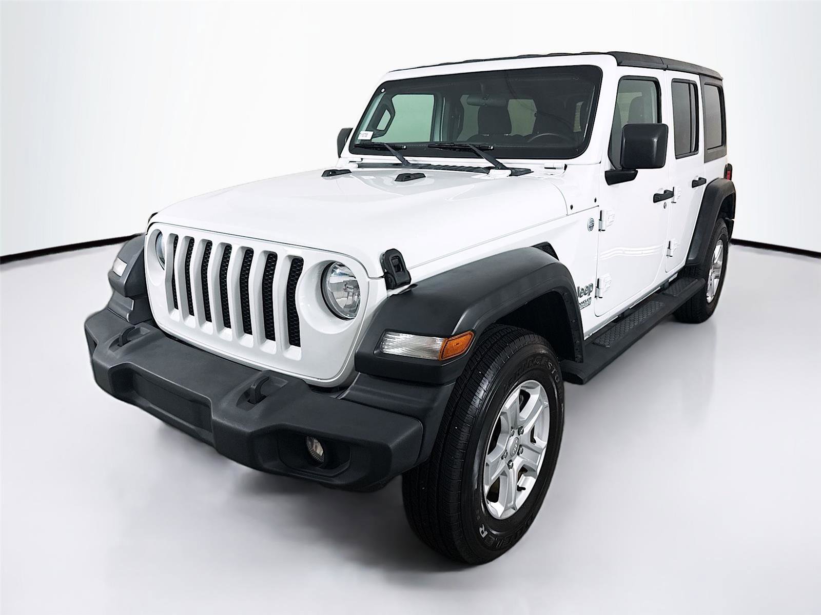 Used 2020 Jeep Wrangler Unlimited Sport S image 3