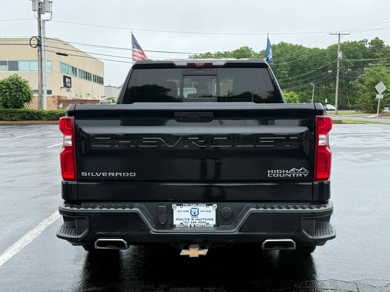 Used 2020 Chevrolet Silverado 1500 High Country w/ Technology Package AWD/4WD image 5