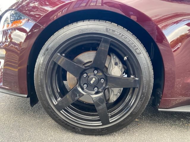 Used 2018 Ford Mustang GT Premium w/ Black Accent Package RWD image 14