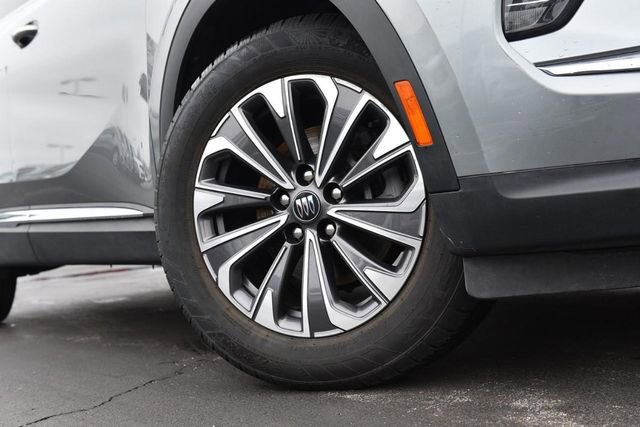 Used 2024 Buick Envision Preferred image 3