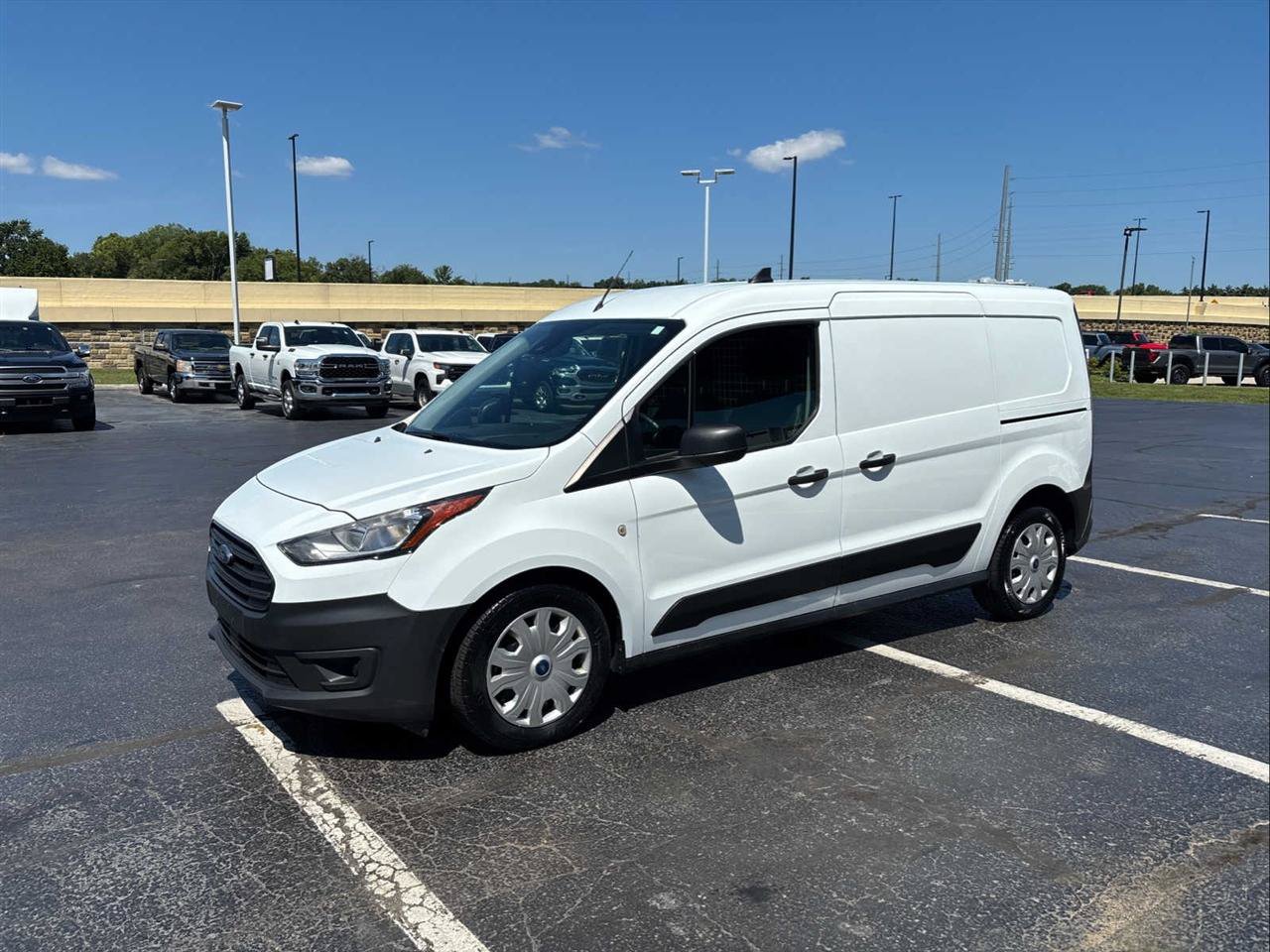 Used 2022 Ford Transit Connect XL FWD image 4