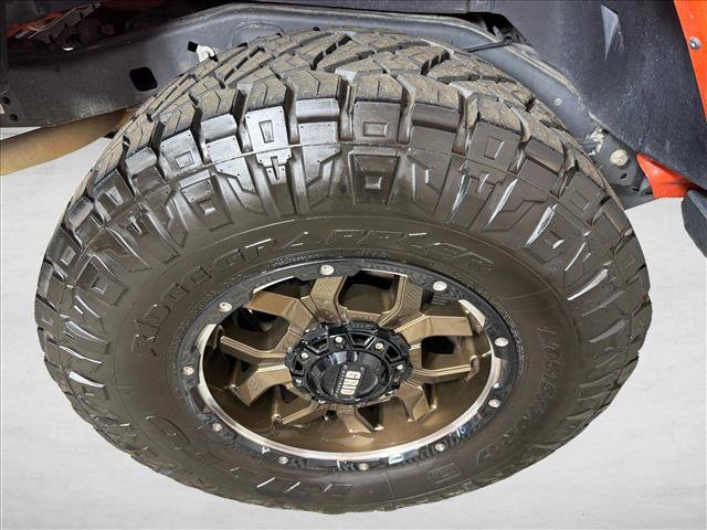Used 2015 Jeep Wrangler Unlimited Sahara AWD/4WD image 18