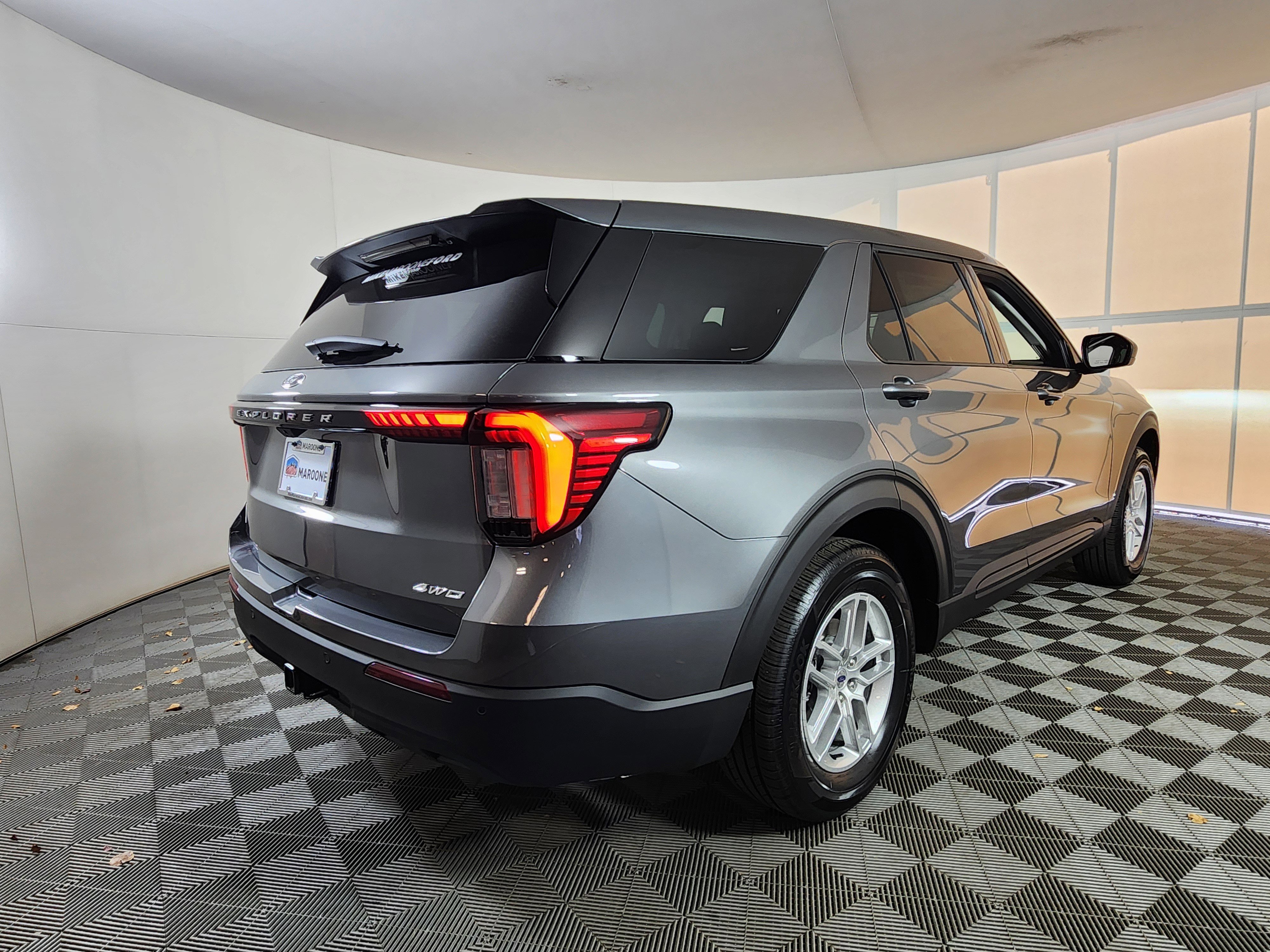 New 2026 Ford Explorer Active image 7