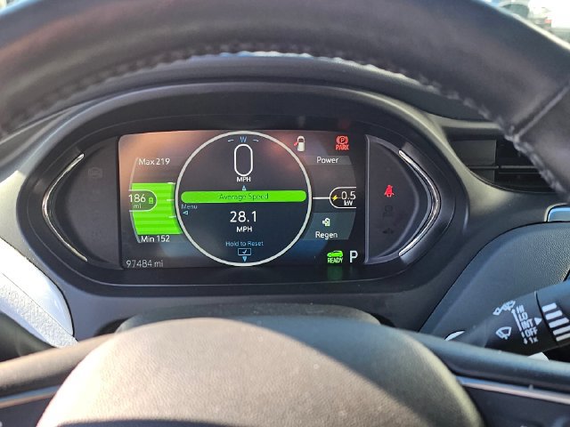 Used 2017 Chevrolet Bolt Premier w/ Driver Confidence II Package FWD image 28