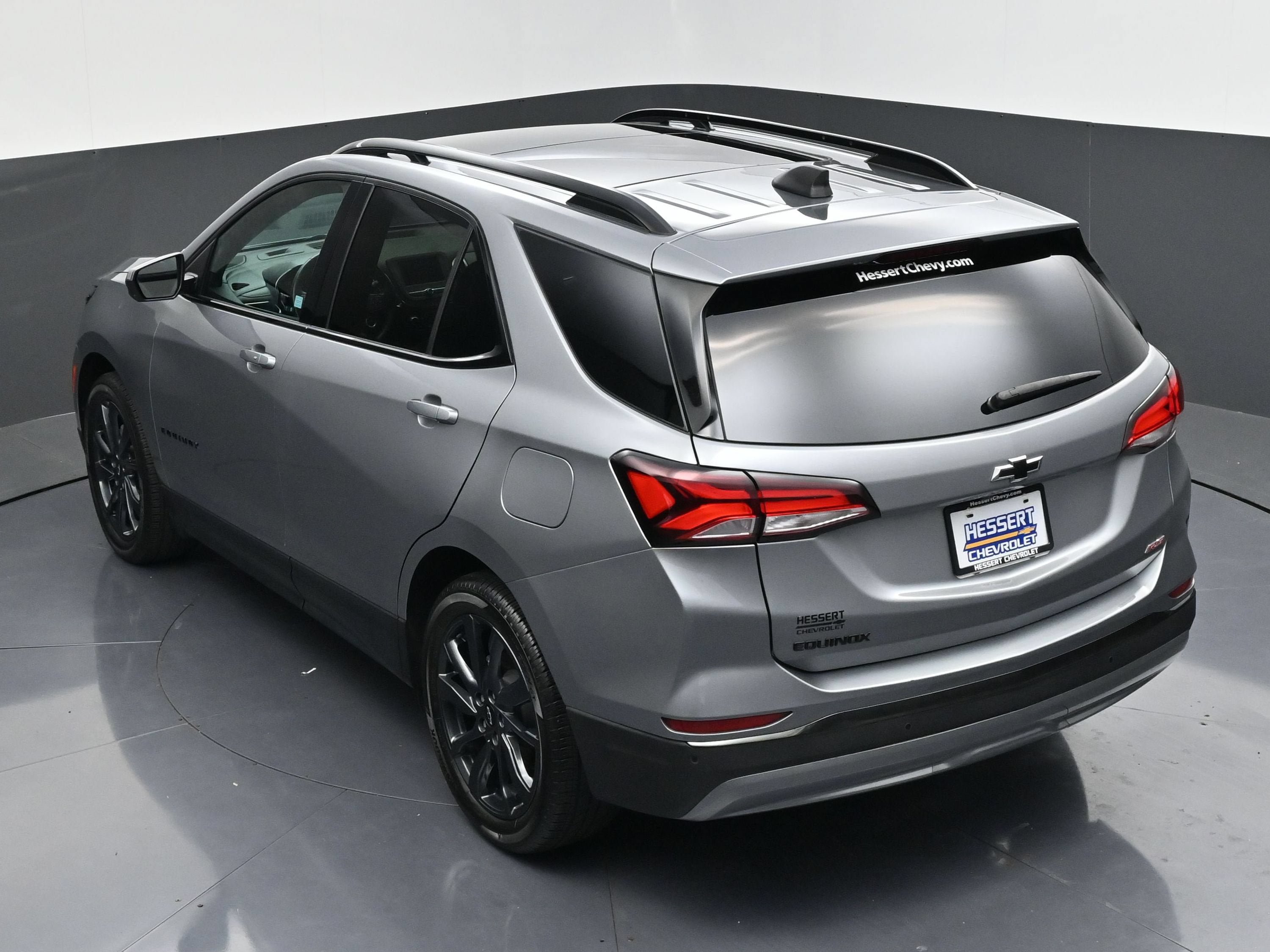 Certified 2023 Chevrolet Equinox RS FWD image 48