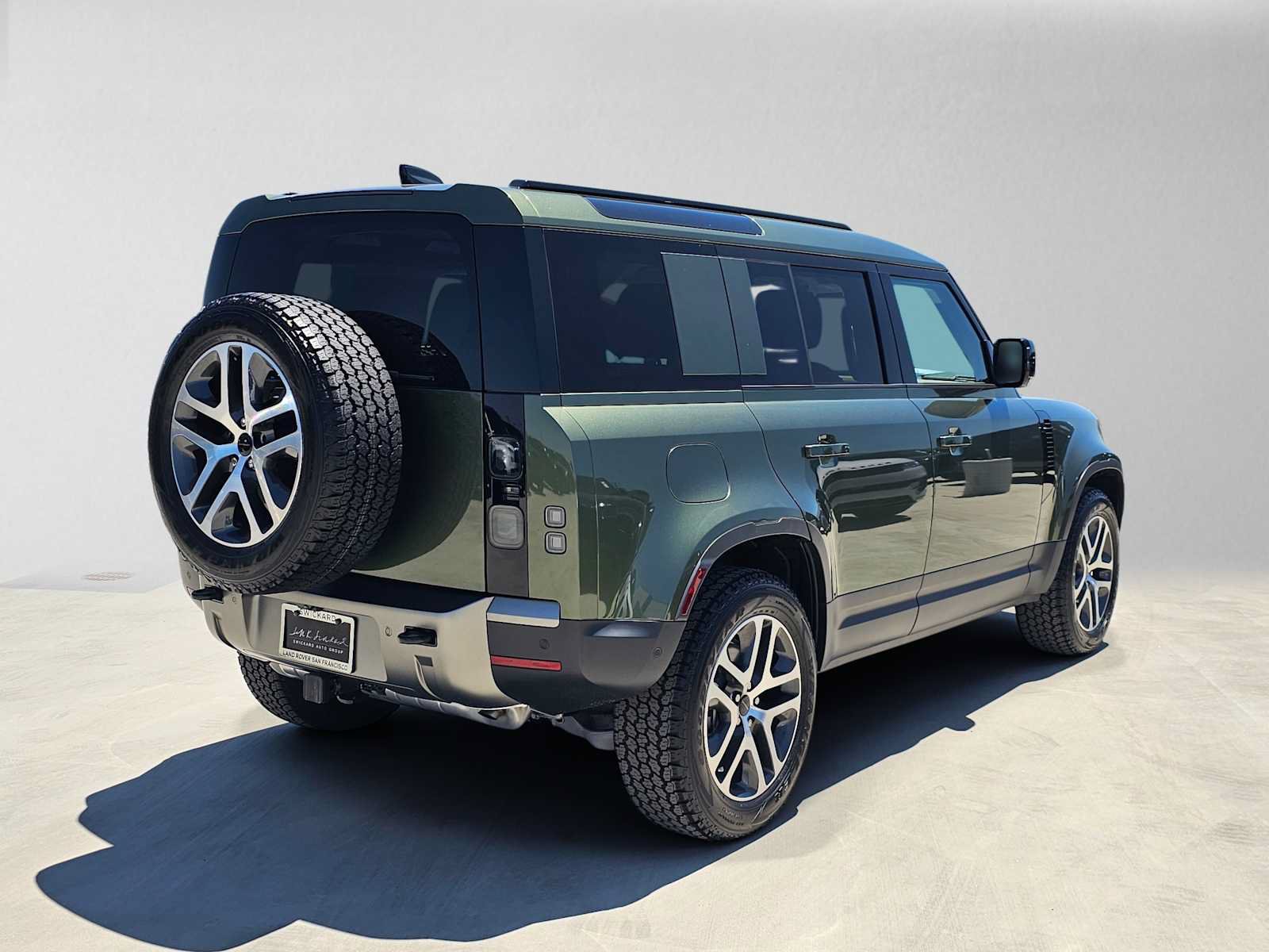 New 2026 Land Rover Defender 110 S AWD/4WD image 5