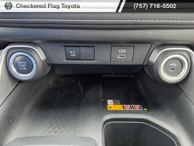 Used 2024 Toyota Grand Highlander AWD image 16