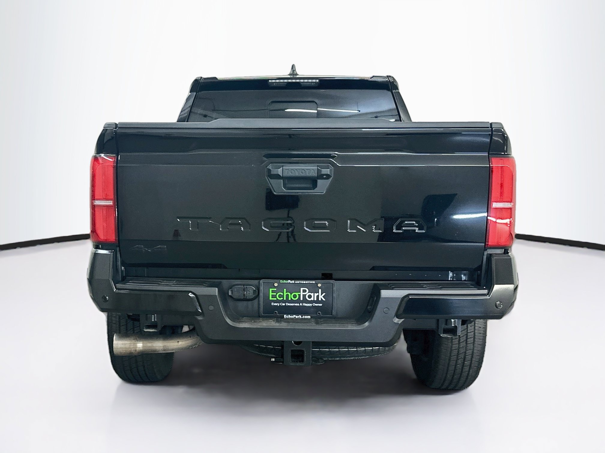 Used 2025 Toyota Tacoma TRD Sport w/ TRD Sport Upgrade Package AWD/4WD image 7