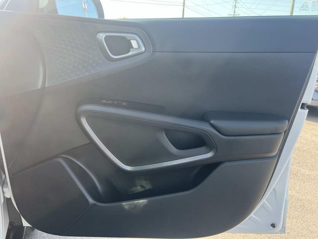 Used 2021 Kia Soul S FWD image 22