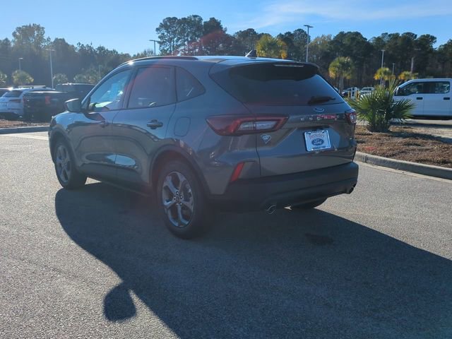 New 2026 Ford Escape ST-Line w/ Cold Weather Package image 6