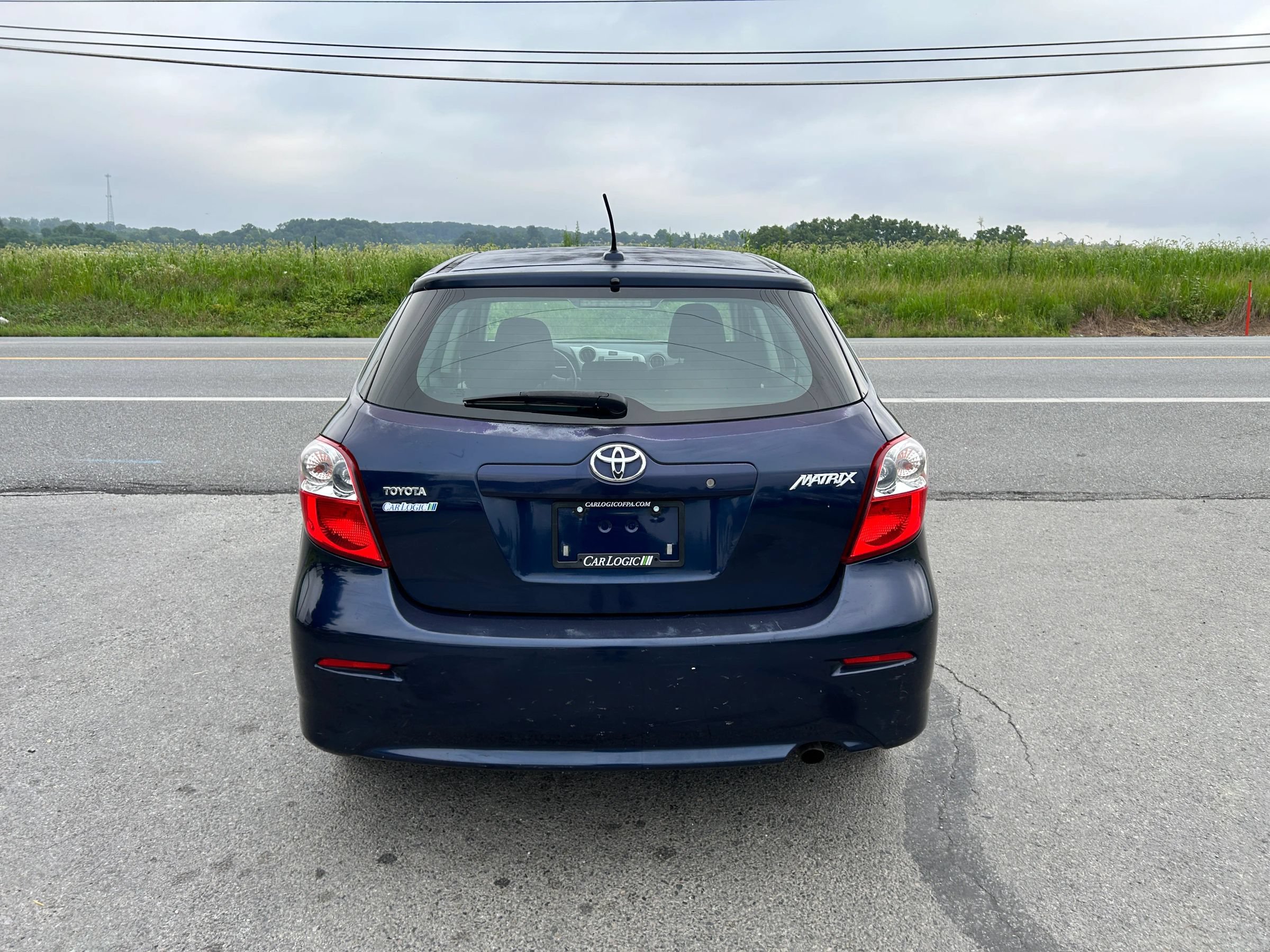 Used 2009 Toyota Matrix w/ PWR Pkg FWD image 3