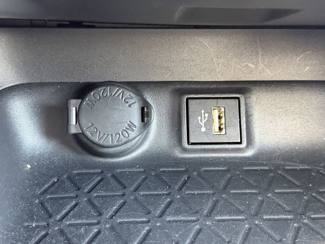 Used 2025 Toyota RAV4 LE image 20