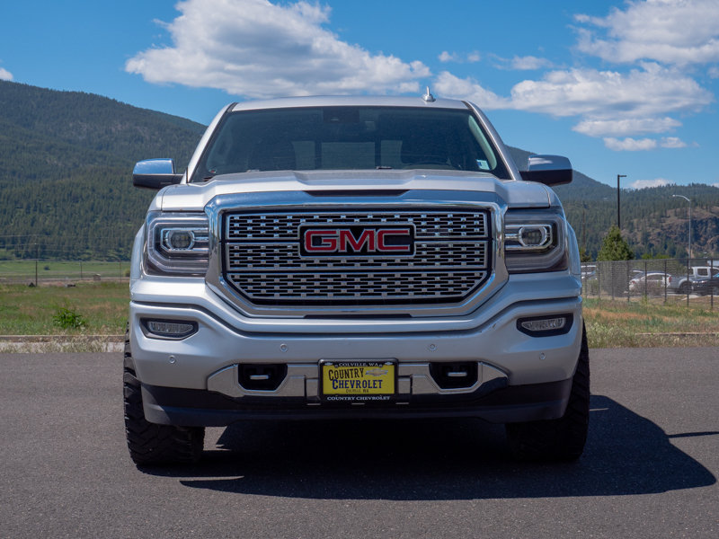 Used 2018 GMC Sierra 1500 Denali w/ Denali Ultimate Package AWD/4WD image 2