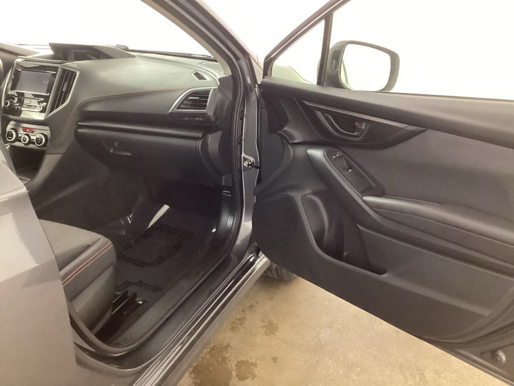 Used 2022 Subaru Crosstrek 2.0i Premium w/ Moonroof Package AWD/4WD image 21